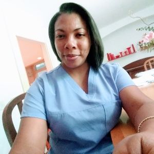 Meet your Posher, Candice